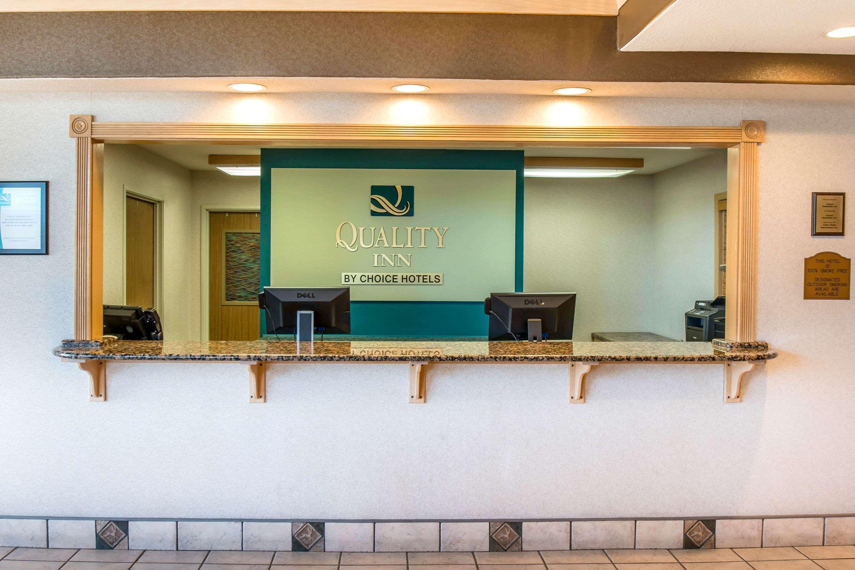 Quality Inn Burlington Exterior photo