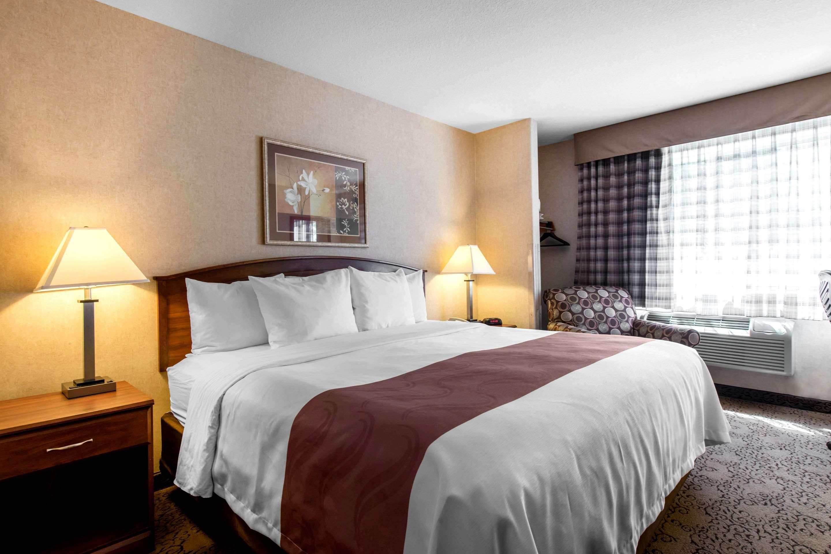 Quality Inn Burlington Exterior photo